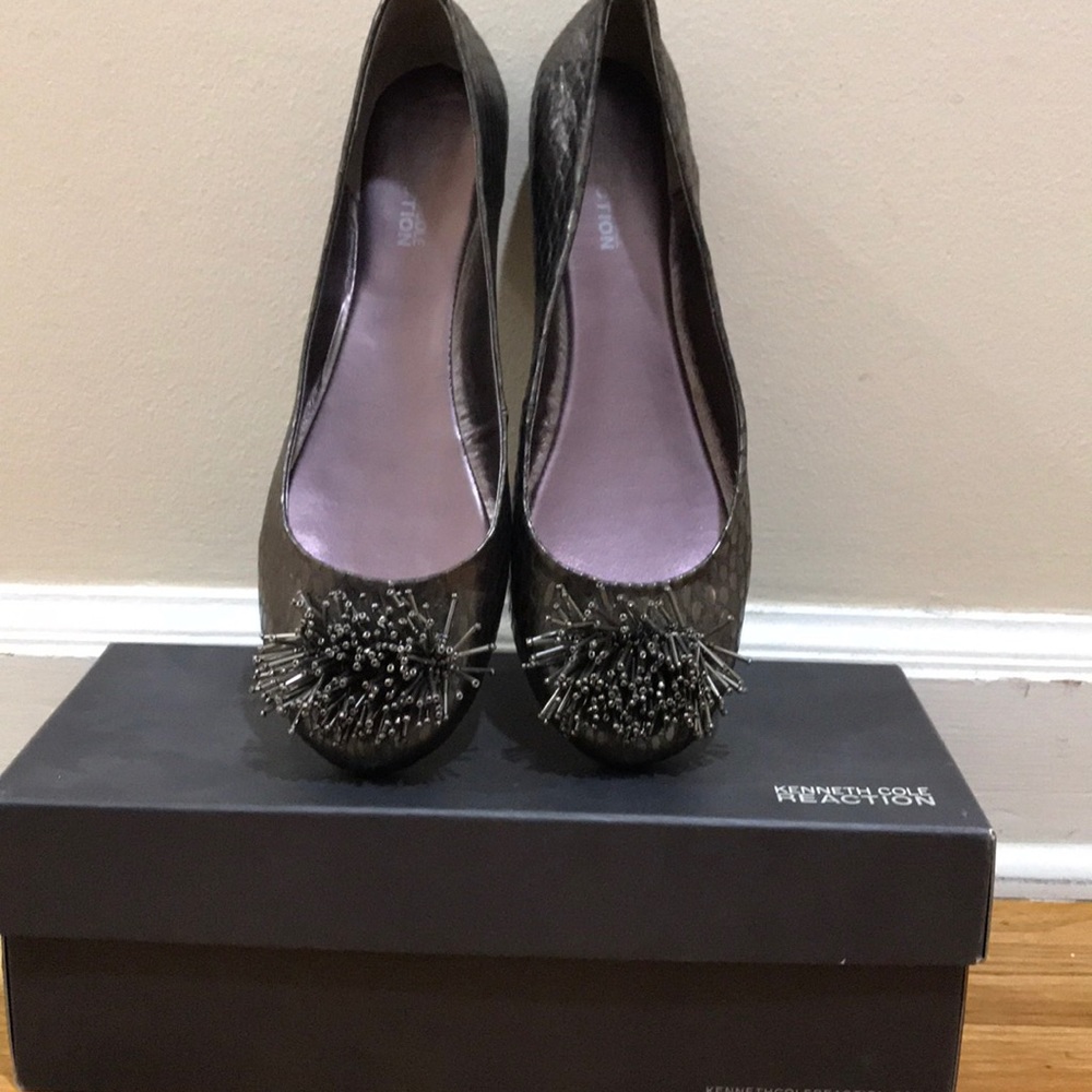 Kenneth Cole Reaction ballerina flats